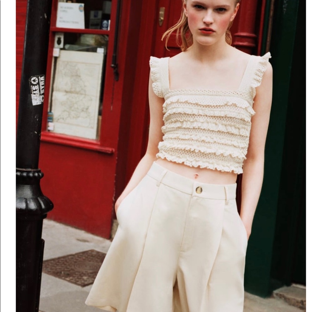 ZARA LACE CROP TOP